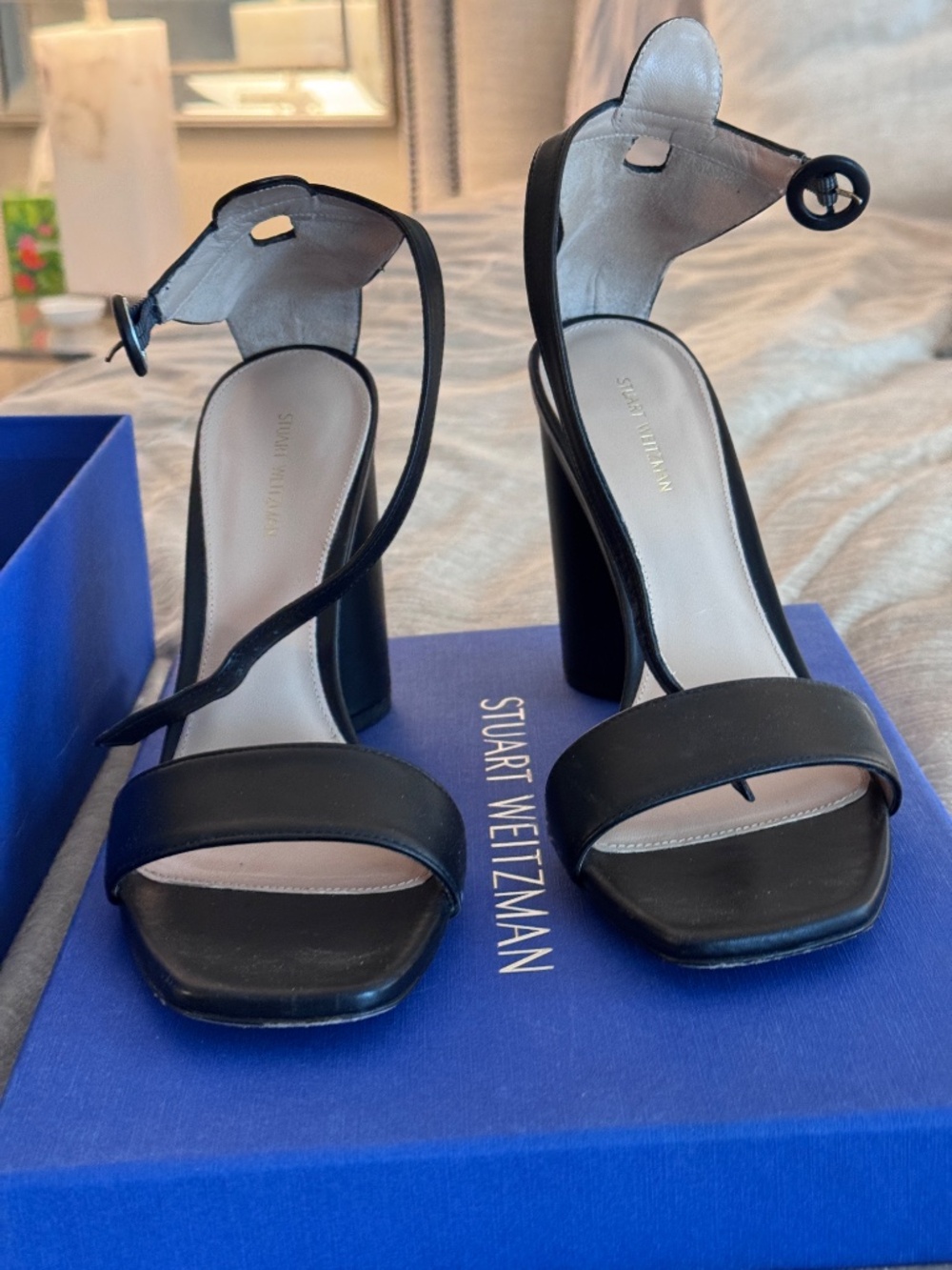 Stuart Weitzman Black Heels Size 40 - Picture 2 of 6
